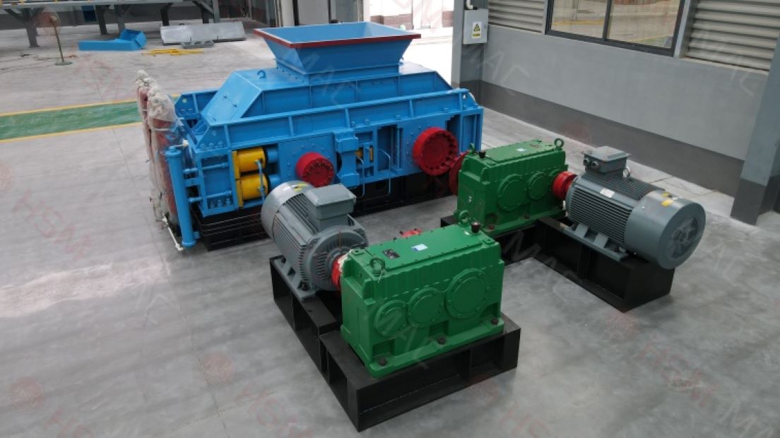 AZS 鋯剛玉對輥破碎機 1