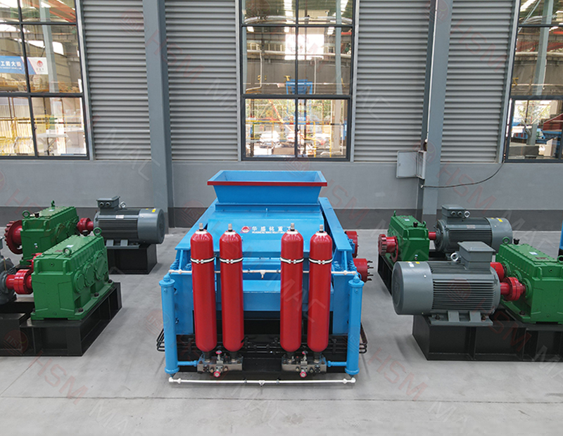 華盛銘對(duì)輥破碎機(jī) 華盛銘對(duì)輥破碎機(jī)